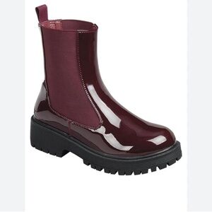 🔥NWOT Women's Burgundy Chelsea Boots